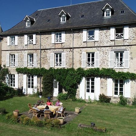 Chateau De Savennes - Caveau De Sabrage Exterior foto