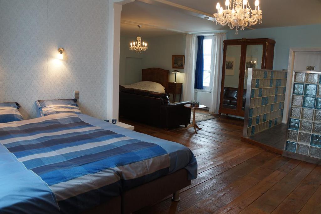 Chateau De Savennes - Caveau De Sabrage Zimmer foto
