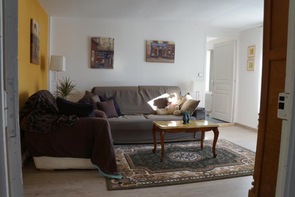 Chateau De Savennes - Caveau De Sabrage Zimmer foto
